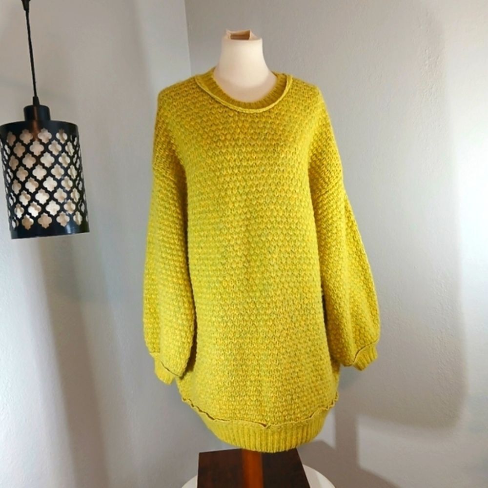 Free People Lemon Yellow/Green Oversized Knit Sweater Size Small